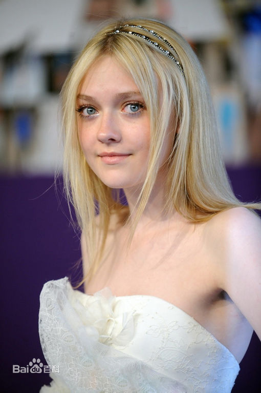 达科塔·范宁(Dakota Fanning)范宁姐妹图片图集