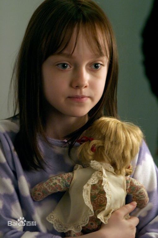 达科塔·范宁(Dakota Fanning)范宁姐妹图片图集