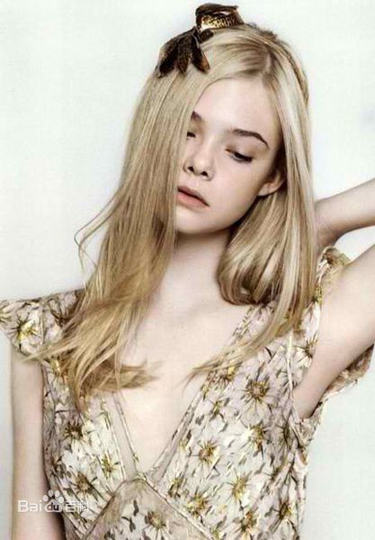 最全达科塔·范宁(Dakota Fanning)精彩图册