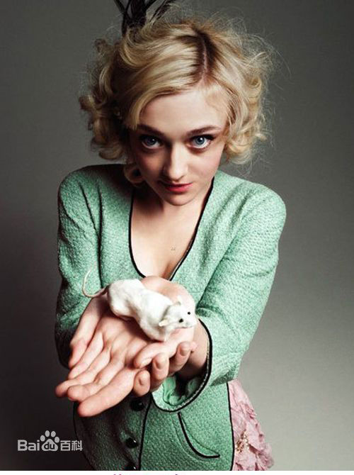 最全达科塔·范宁(Dakota Fanning)精彩图册