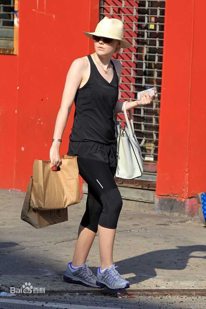 精选达科塔·范宁(Dakota Fanning)精彩图册