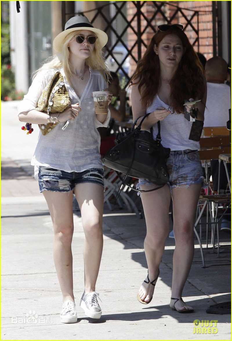 精选达科塔·范宁(Dakota Fanning)精彩图册