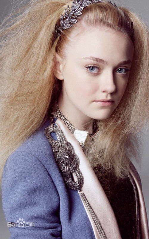 精选达科塔·范宁(Dakota Fanning)精彩图册