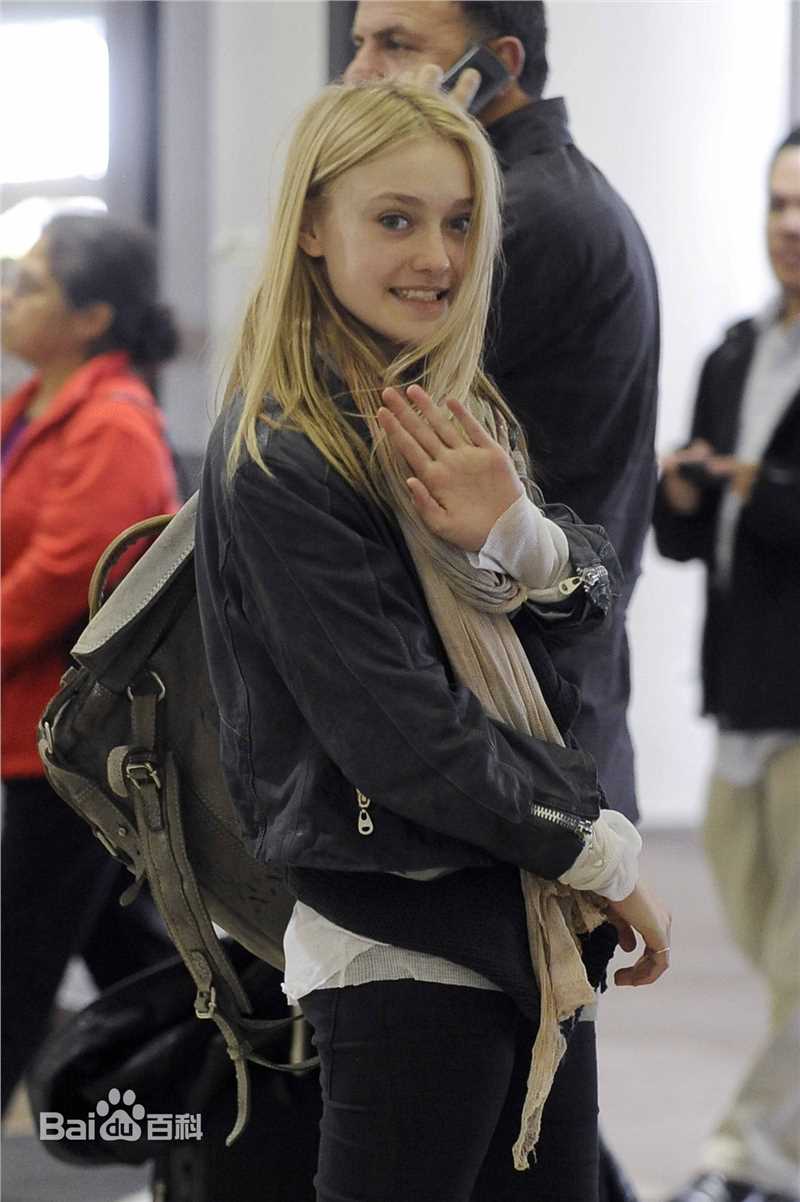 精选达科塔·范宁(Dakota Fanning)精彩图册