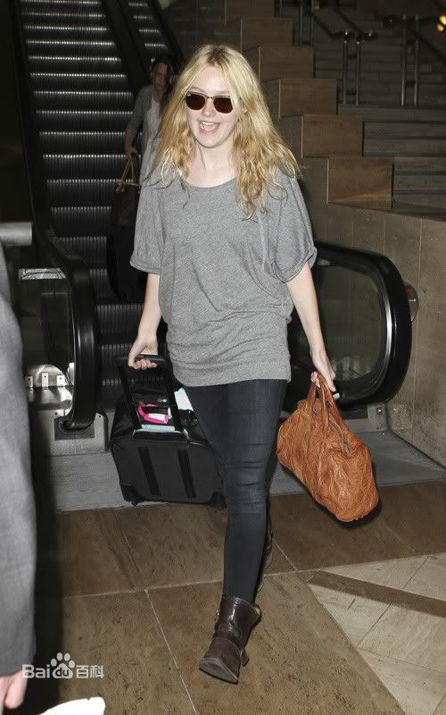 最新达科塔·范宁(Dakota Fanning)精彩图册