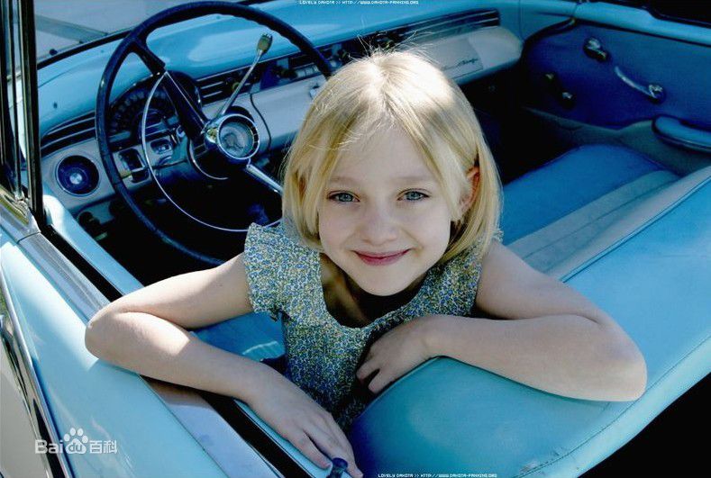 达科塔·范宁(Dakota Fanning)精彩图册