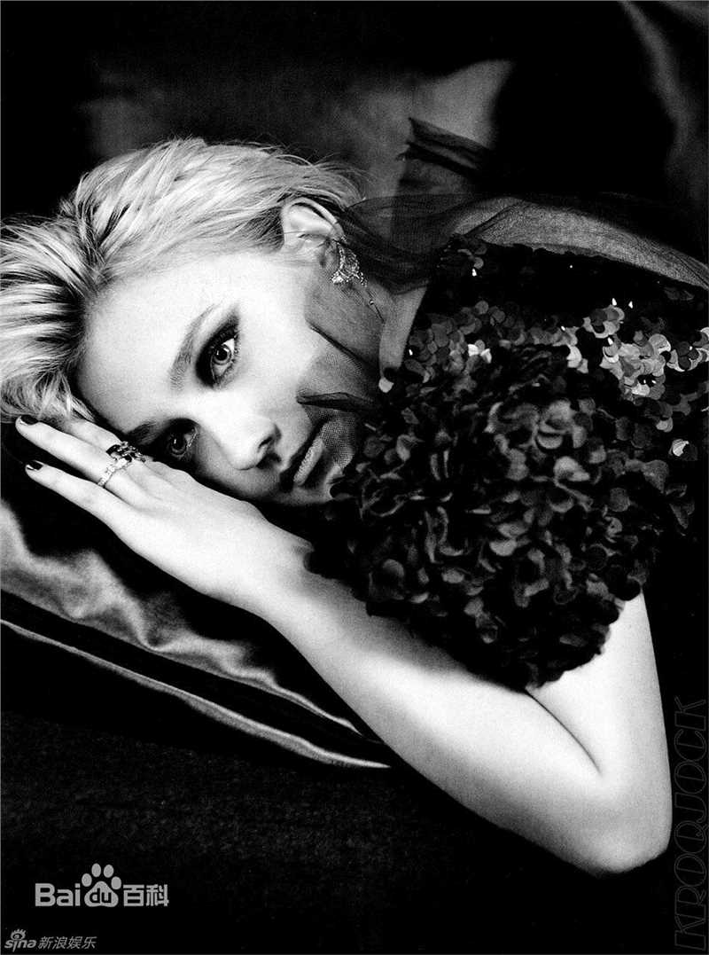 最全达科塔·范宁(Dakota Fanning)精彩图册