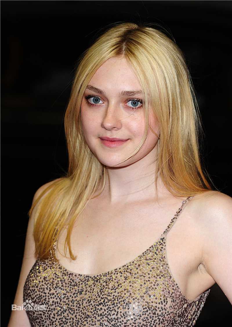 精选达科塔·范宁(Dakota Fanning)精彩图册