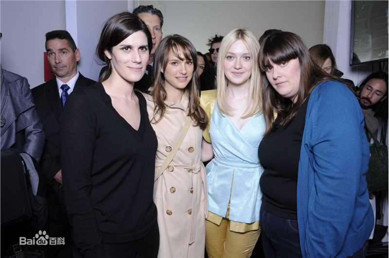 精选达科塔·范宁(Dakota Fanning)精彩图册