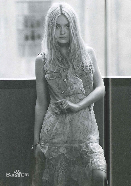 精选达科塔·范宁(Dakota Fanning)精彩图册
