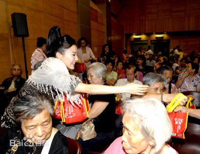 贡米公益活动图片图集