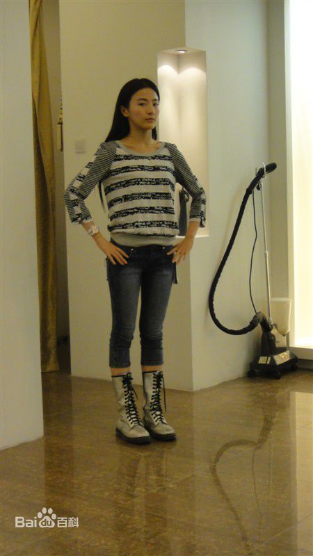 贡米生活照性感图片图集