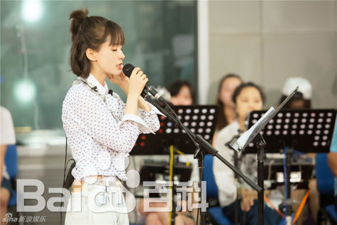 王子文(Olivia)跨界歌王前后照片