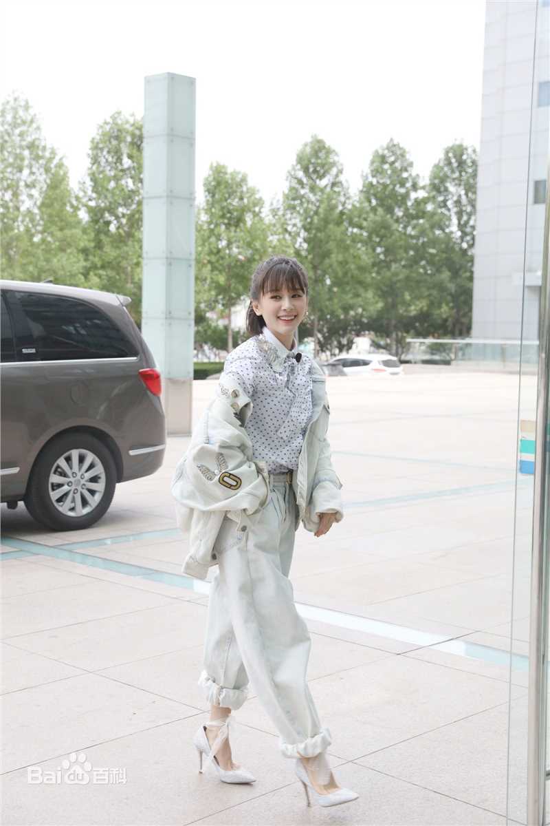 王子文(Olivia)跨界歌王前后照片