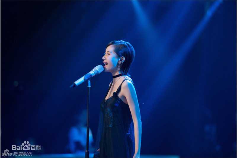 王子文(Olivia)跨界歌王前后照片