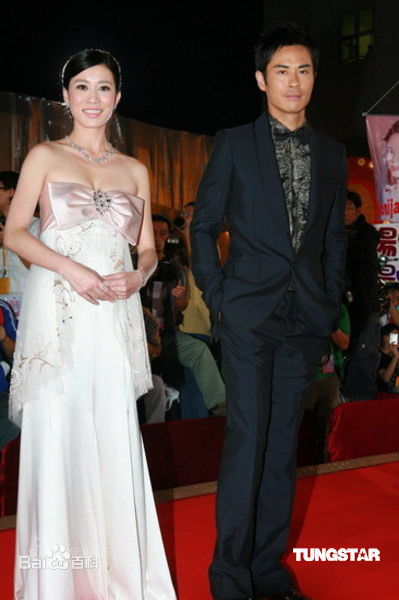 郑嘉颖(Kevin Cheng)2008TVB台庆颁奖礼嘉颖组图性感图片壁纸