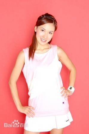 李施嬅(Selena Li)最新个人壁纸