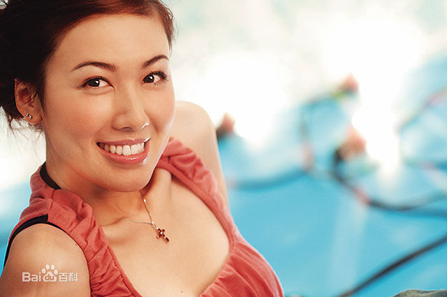 李施嬅(Selena Li)最新个人壁纸