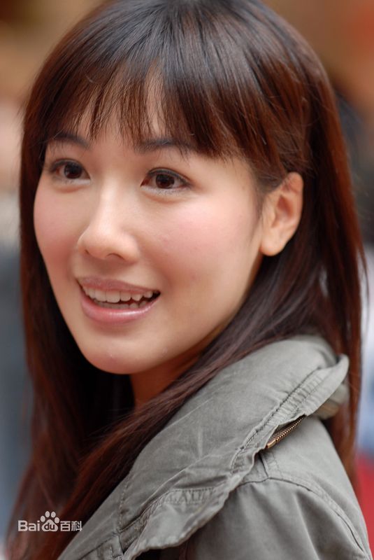 李施嬅(Selena Li)最新个人壁纸