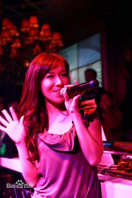 李施嬅(Selena Li)2010年活动前后照片