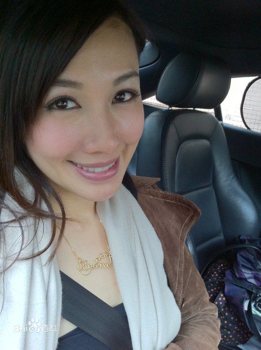 李施嬅(Selena Li)2010年活动前后照片