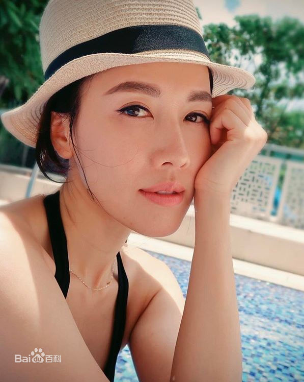 李施嬅(Selena Li)前后照片