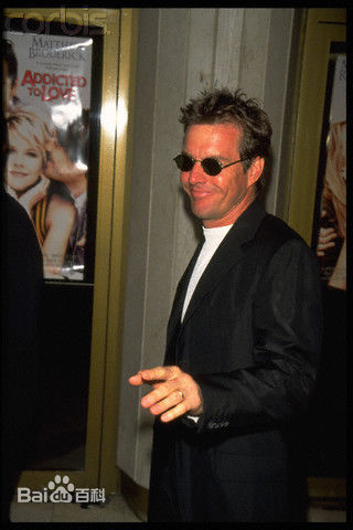 最新丹尼斯·奎德(Dennis Quaid)性感图片