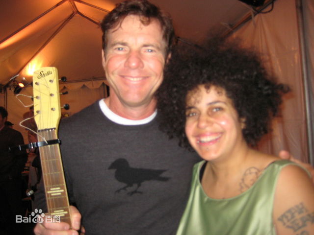 丹尼斯·奎德(Dennis Quaid)奎德生活照性感图片图集