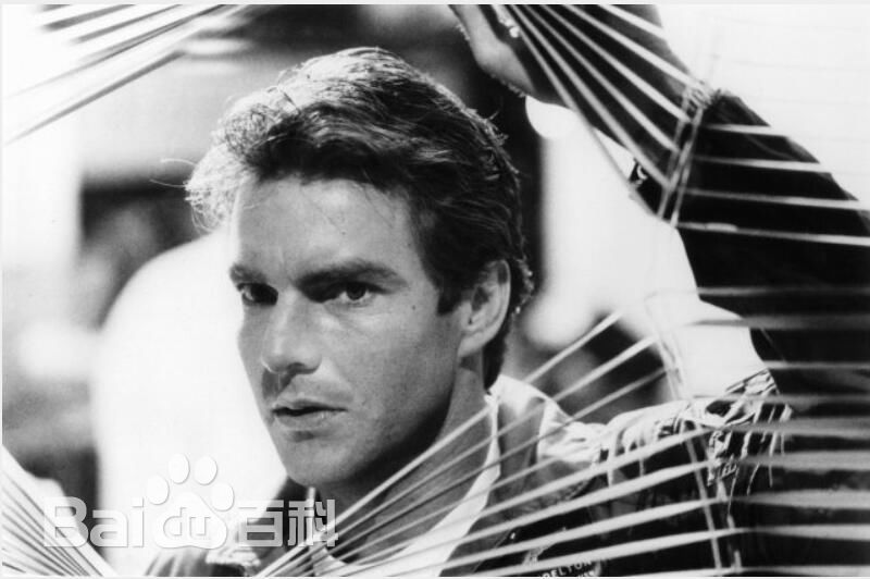 丹尼斯·奎德(Dennis Quaid)前后照片