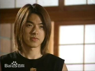 李威(Leewei)吐司男之吻-壁纸壁纸