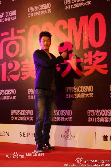 李威(Leewei)活动照片图册