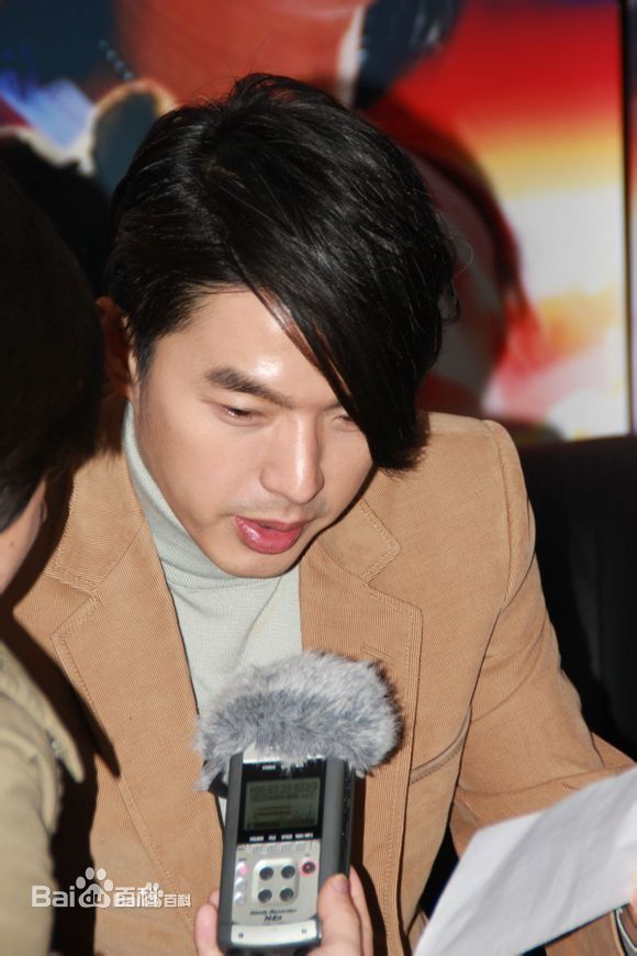 李威(Leewei)活动照片图册