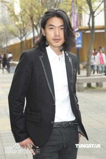 李威(Leewei)现场活动照性感图片图集