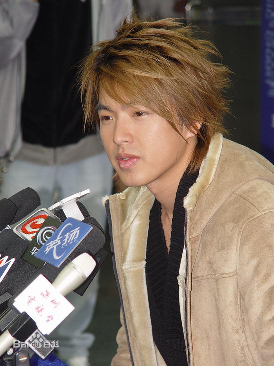 李威(Leewei)现场活动照性感图片图集