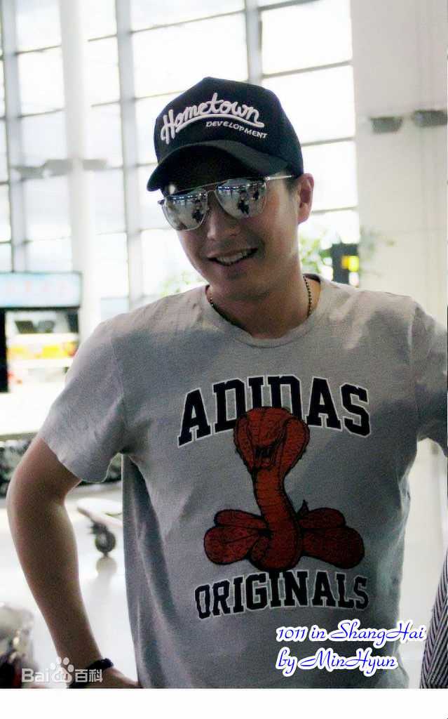 李威(Leewei)现场活动照性感图片图集