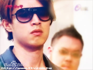 李威(Leewei)2007年《斗牛要不要》高清剧照