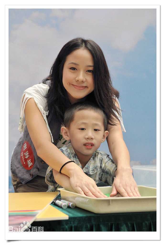 林嘉欣(Karena Lam)合照生活照