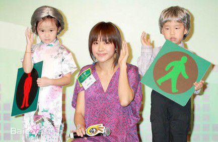 林嘉欣(Karena Lam)合照生活照