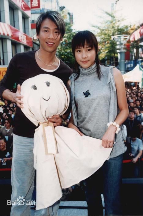 林嘉欣(Karena Lam)午夜11点30的星光宣传唱片照壁纸壁纸