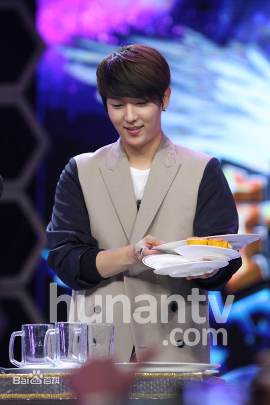 李准基(LEE JOON GI、)参加综艺图片图册