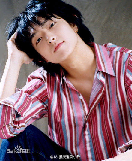 李准基(LEE JOON GI、)学生时期的壁纸壁纸