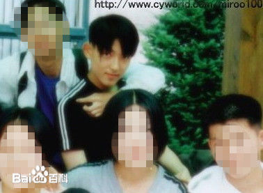 李准基(LEE JOON GI、)学生时期的壁纸壁纸