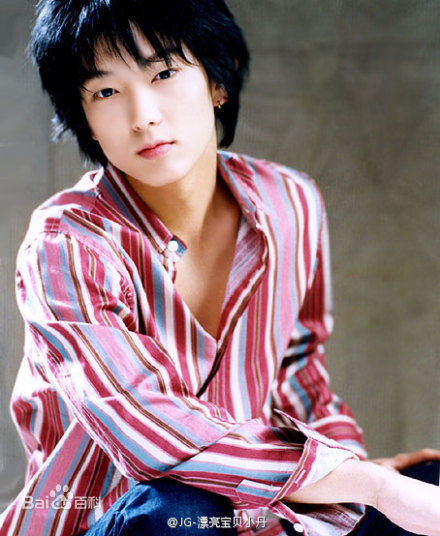 李准基(LEE JOON GI、)学生时期的壁纸壁纸