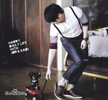 李准基(LEE JOON GI、)准基和狗狗前后照片