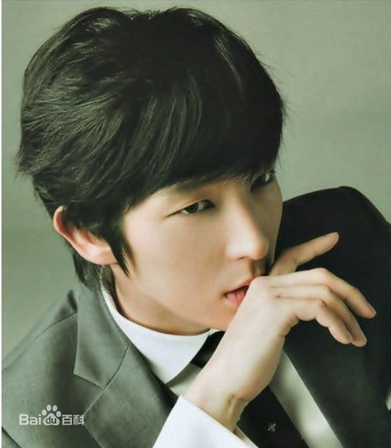 李准基(LEE JOON GI、)准基和狗狗前后照片