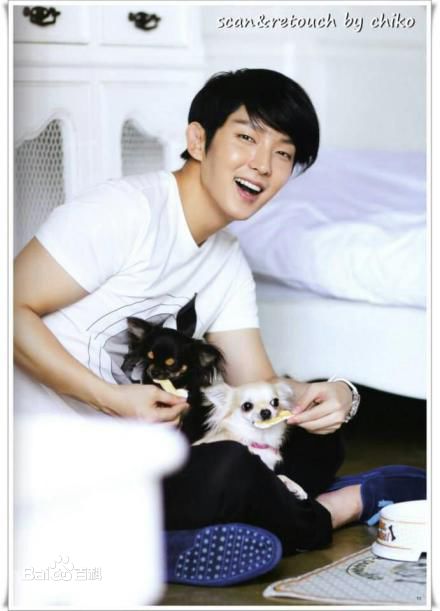李准基(LEE JOON GI、)准基和狗狗前后照片