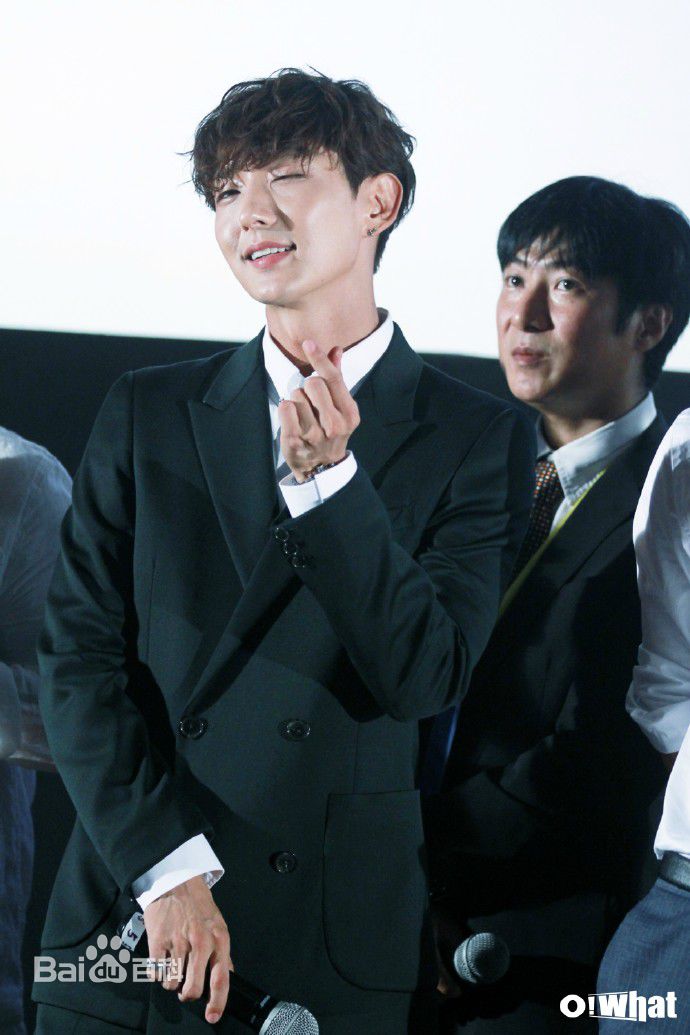 高清李准基(LEE JOON GI、)性感图片