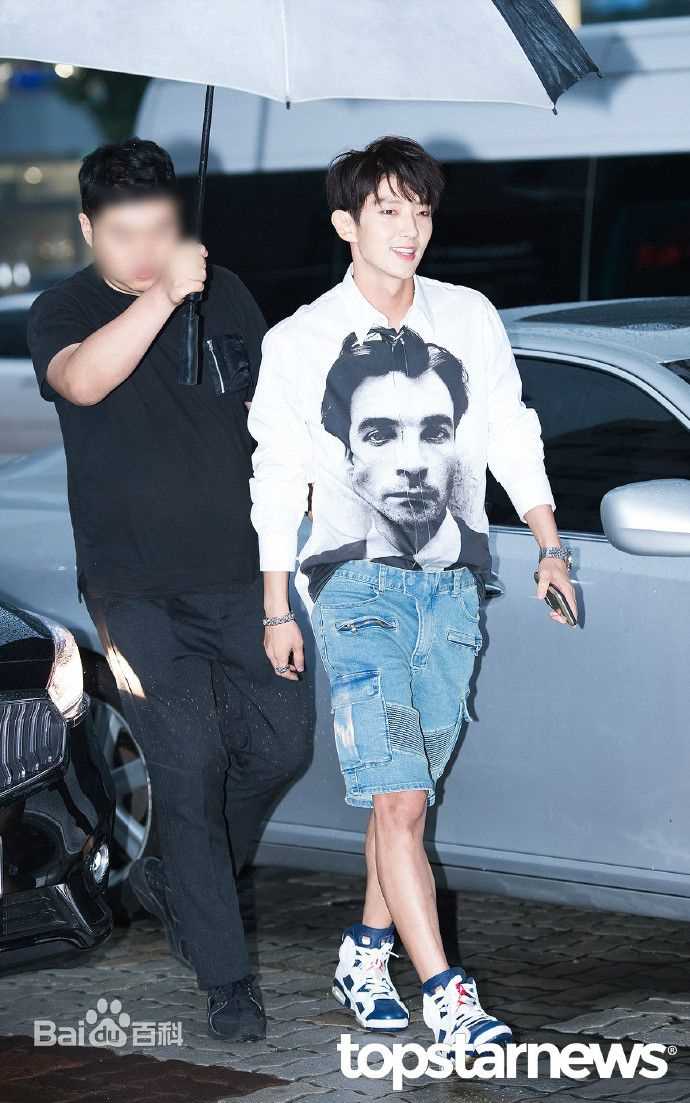 高清李准基(LEE JOON GI、)性感图片