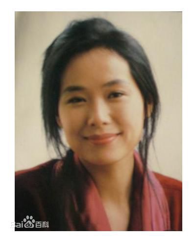 最新叶童(Cecilia Yip)精彩图册