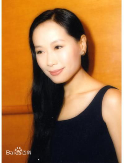 最新叶童(Cecilia Yip)精彩图册